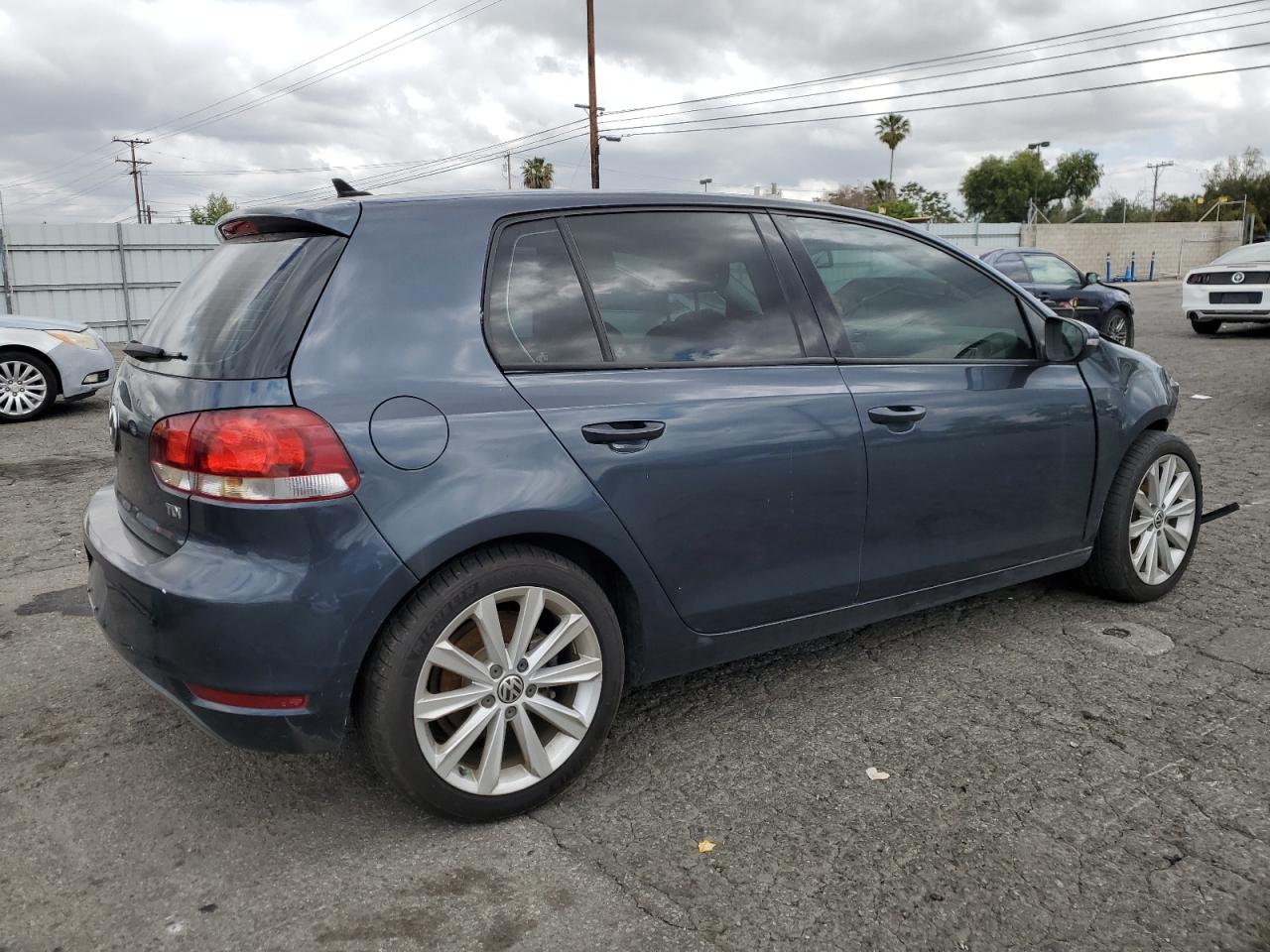 2012 Volkswagen Golf vin: WVWDM7AJ8CW230991