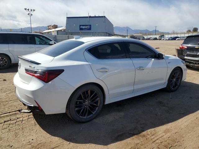 19UDE2F88MA011115 Acura ILX PREMIU 3