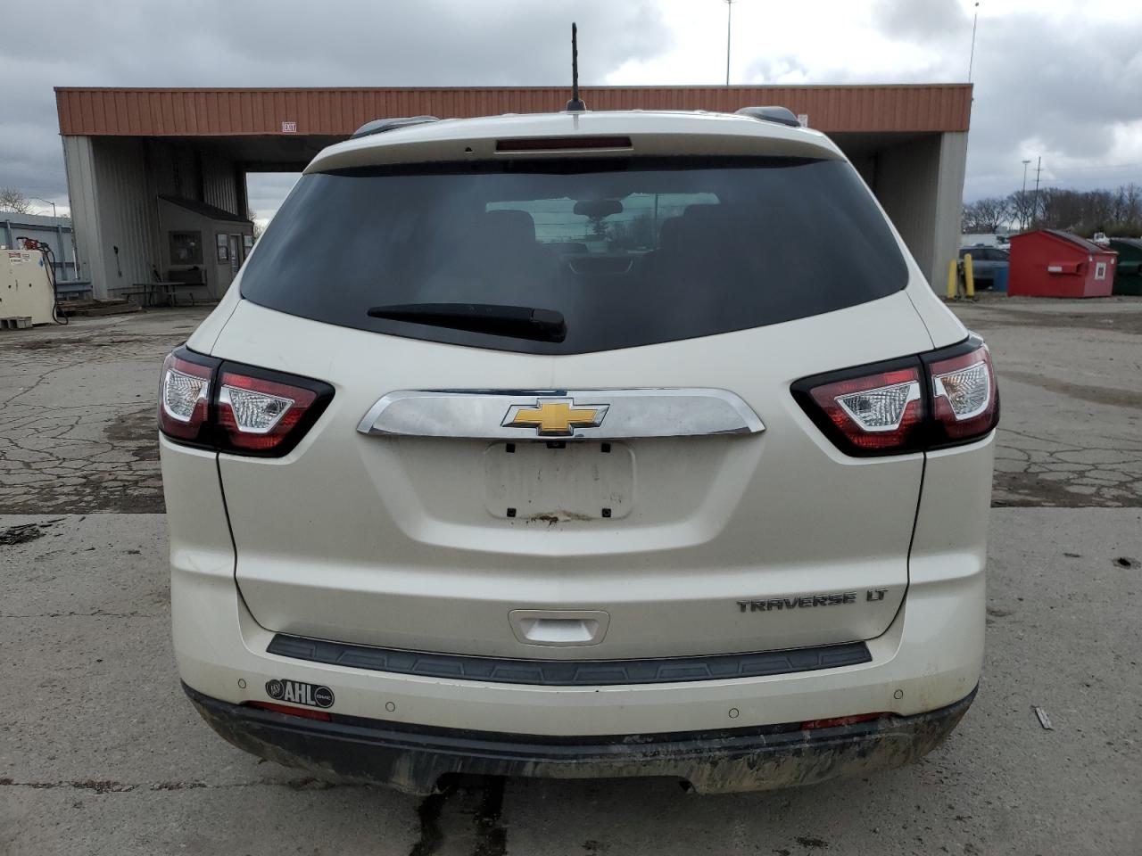 1GNKRHKD4EJ371734 2014 Chevrolet Traverse Lt