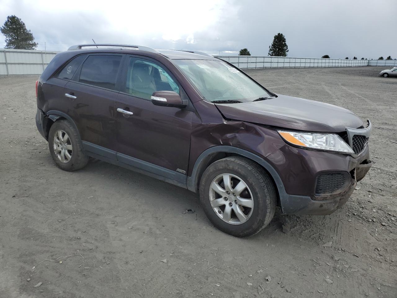 5XYKTDA2XBG124863 2011 Kia Sorento Base