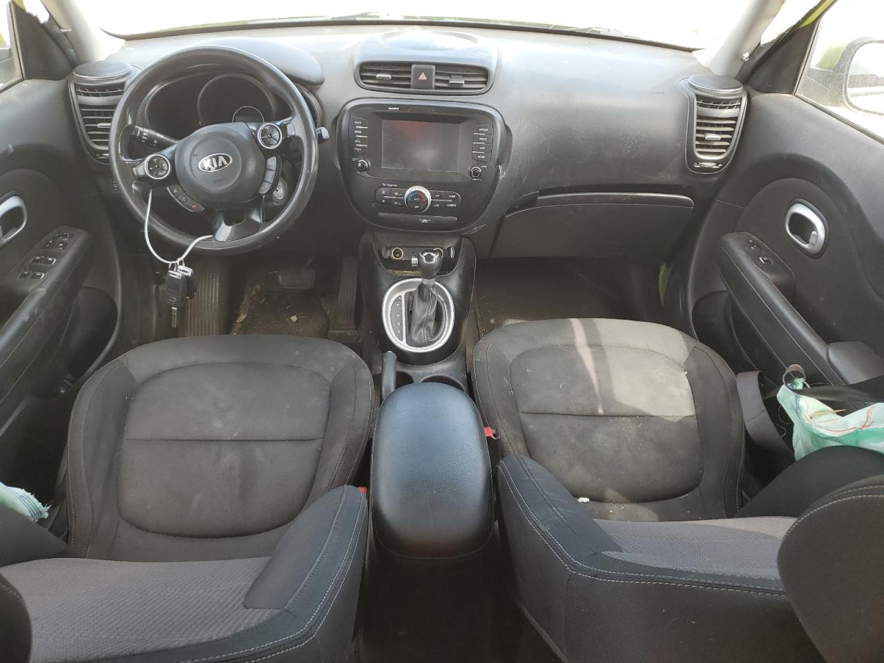 KNDJP3A56J7892999 2018 Kia Soul +