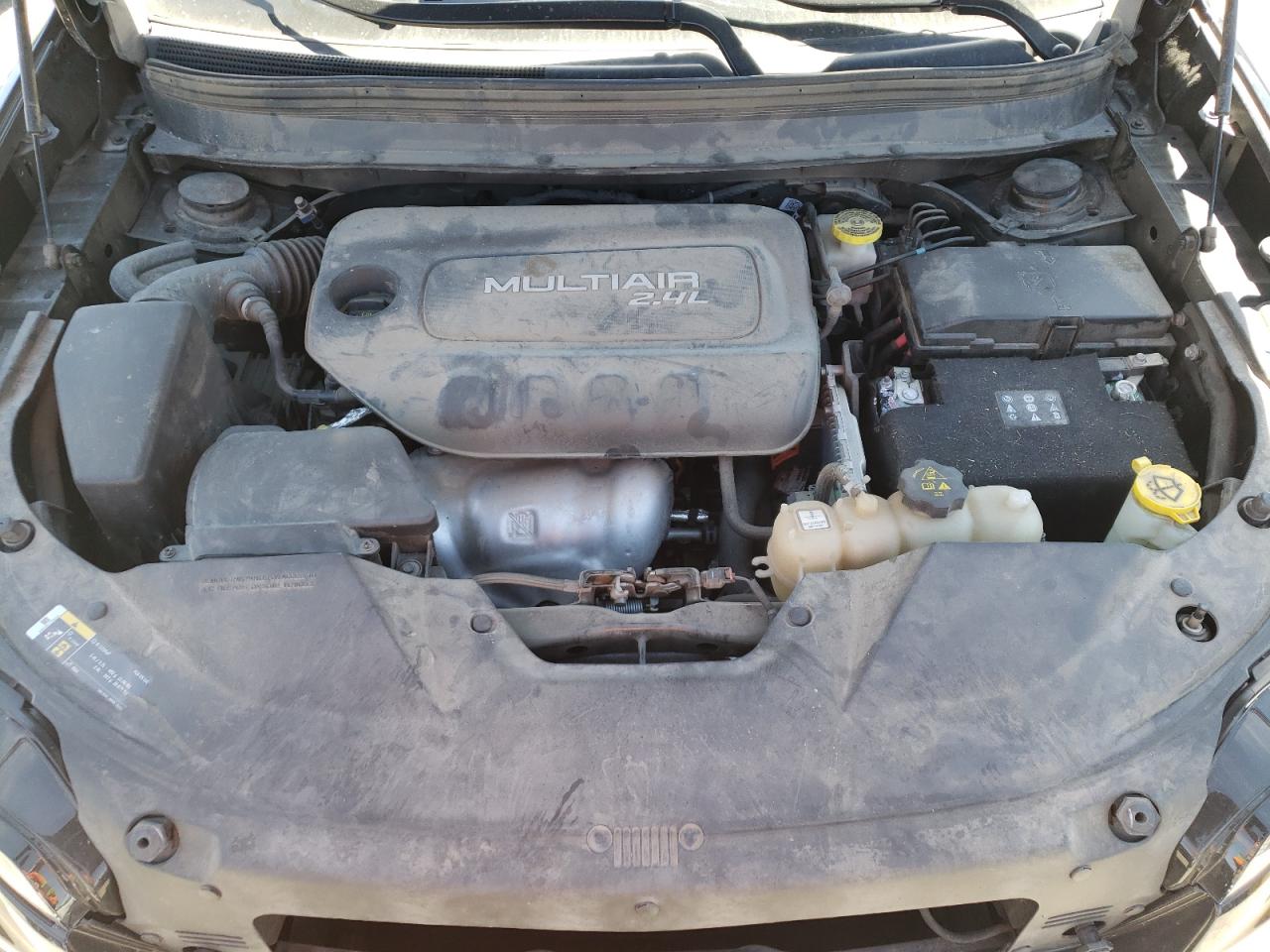 1C4PJLCB0KD160322 2019 Jeep Cherokee Latitude