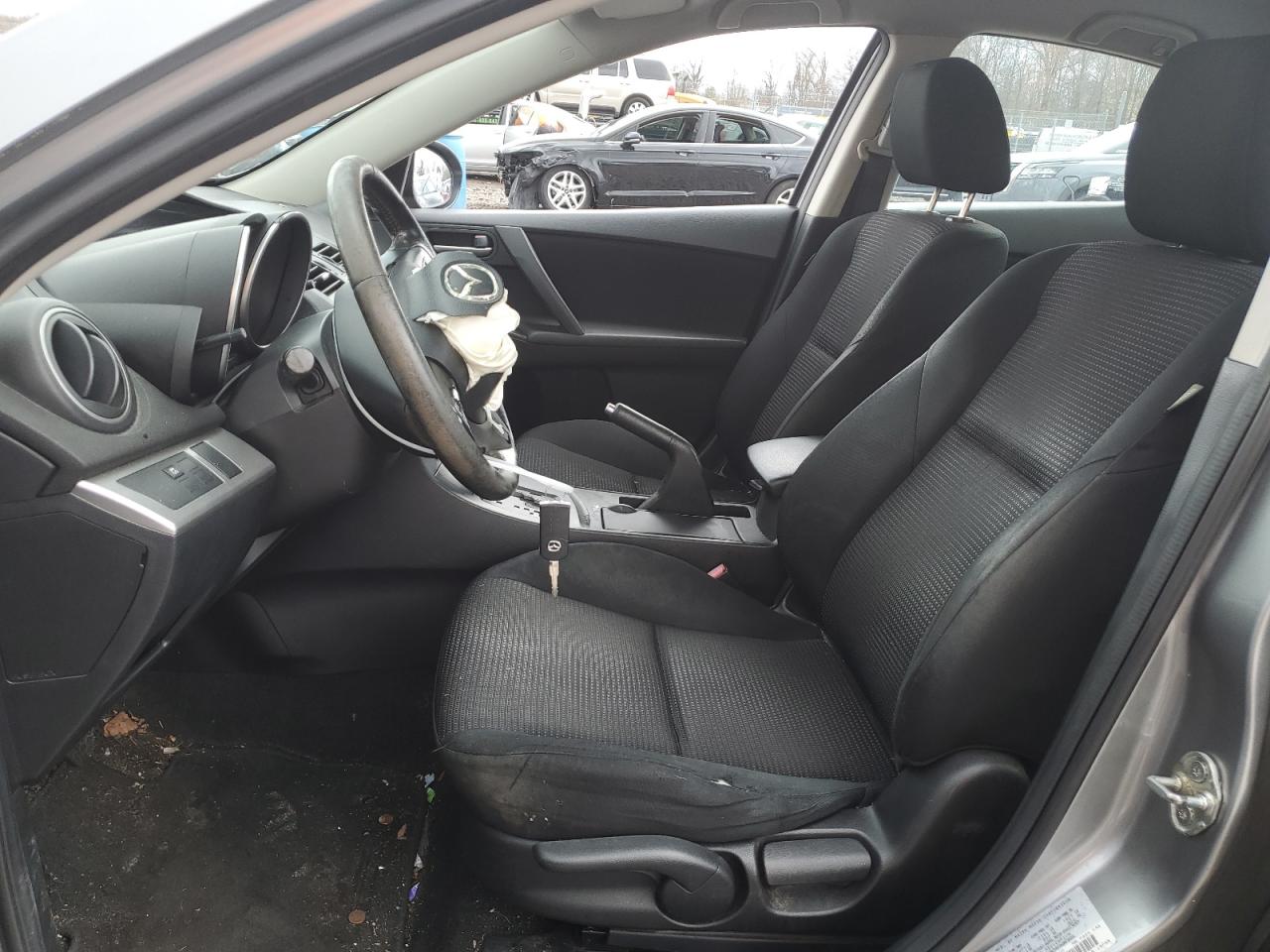 JM1BL1V80C1564105 2012 Mazda 3 I