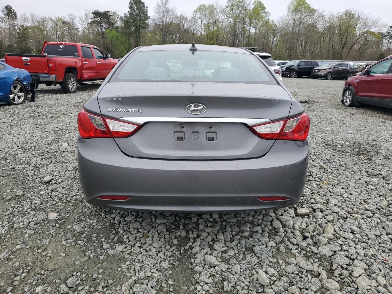 5NPEB4AC8DH759696 2013 Hyundai Sonata Gls