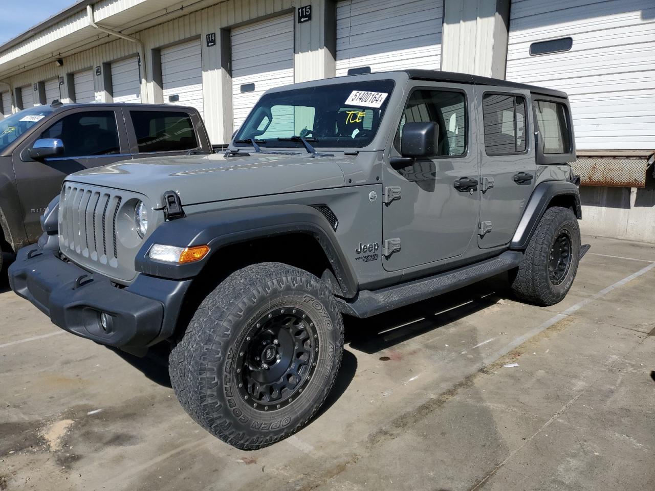 1C4HJXDN4JW252492 2018 Jeep Wrangler Unlimited Sport