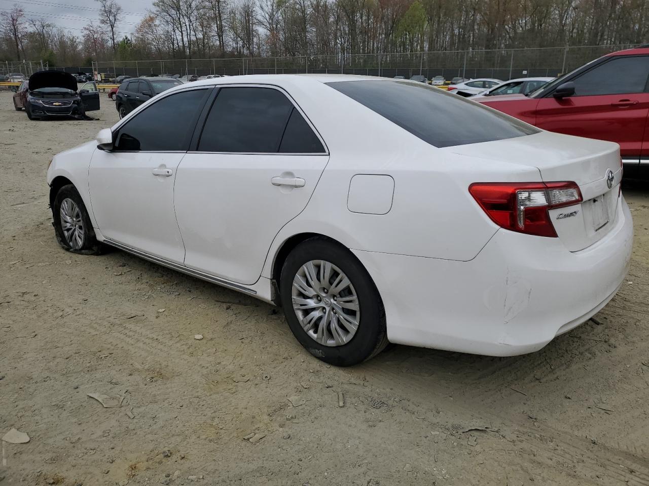 4T4BF1FK9ER376669 2014 Toyota Camry L