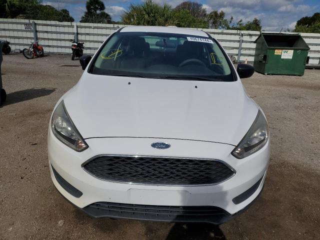 2017 Ford Focus S VIN: 1FADP3E27HL337791 Lot: 38518874