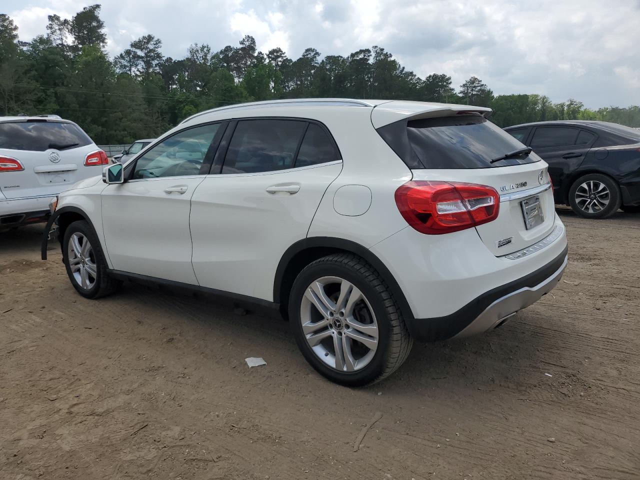 2018 Mercedes-Benz Gla 250 vin: WDCTG4EB9JJ446549