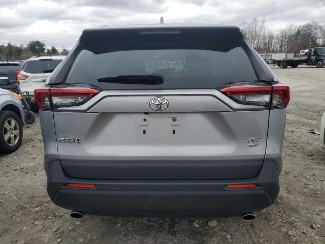 2019 TOYOTA RAV4 XLE - JTMP1RFV7KD028697