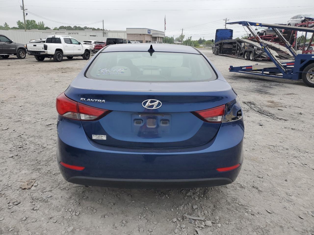 5NPDH4AE7FH613529 2015 Hyundai Elantra Se