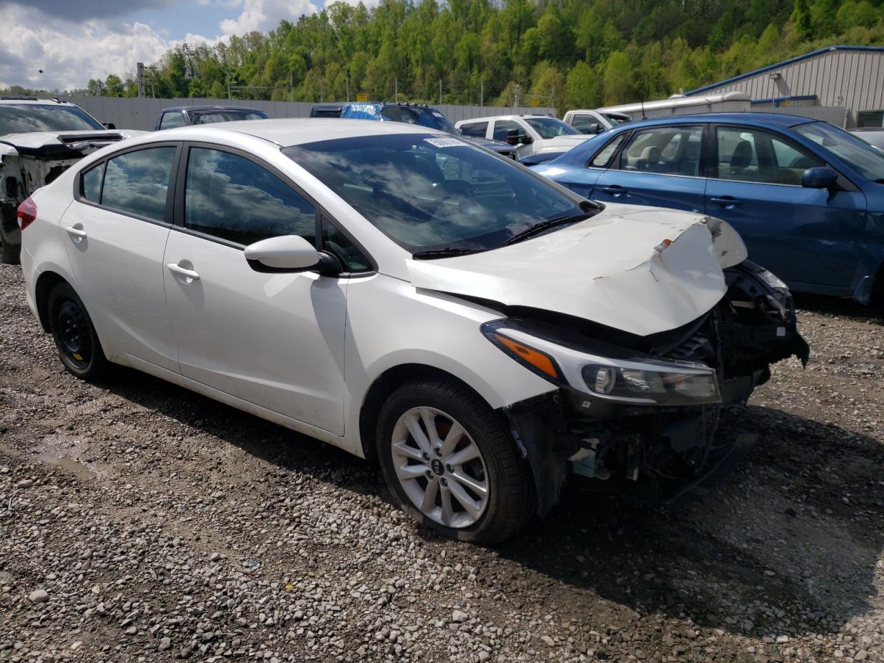 3KPFL4A73HE006138 2017 Kia Forte Lx