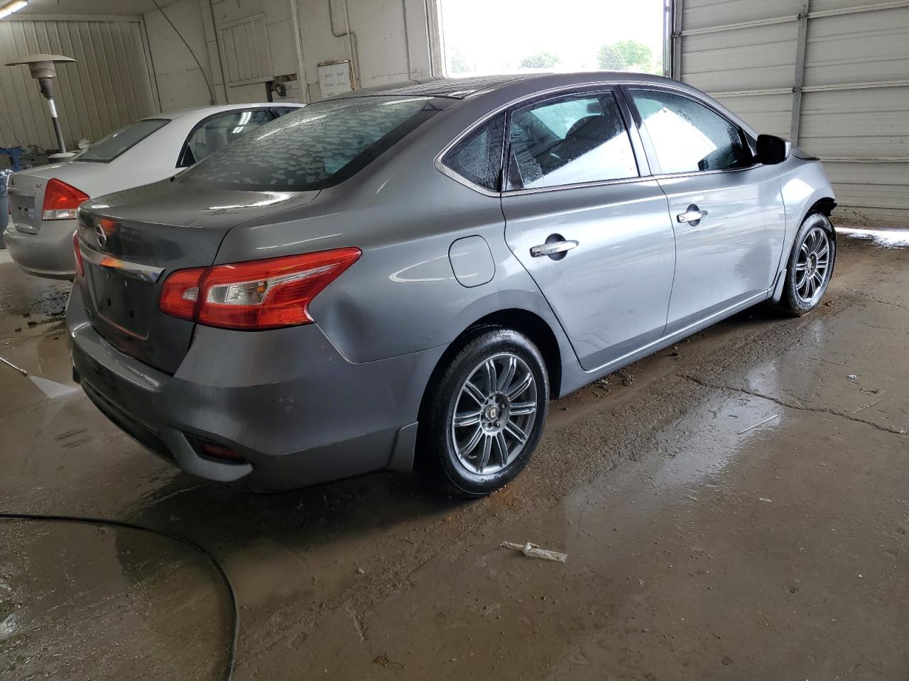 2016 Nissan Sentra S vin: 3N1AB7AP3GY269728