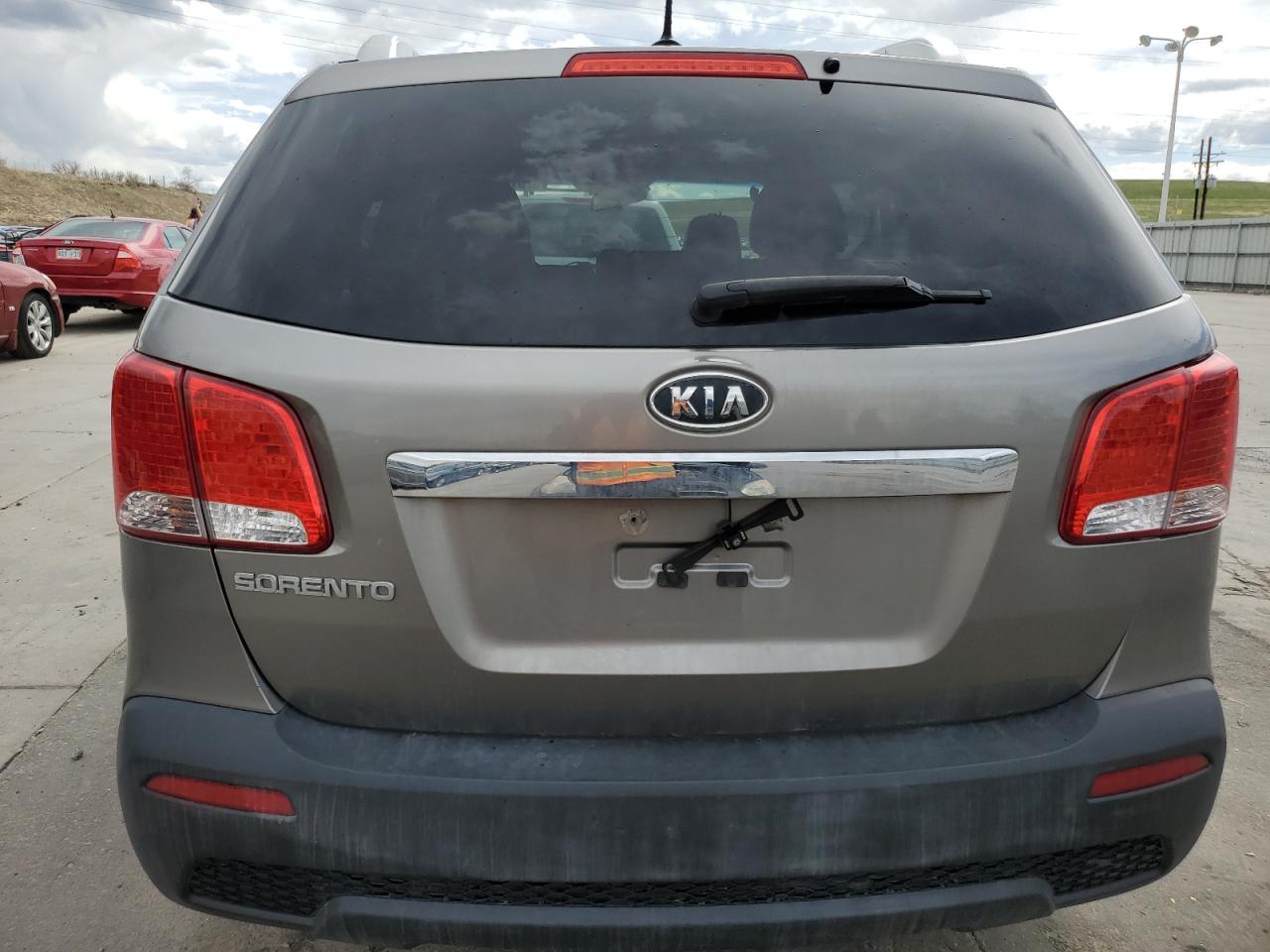 5XYKTDA24CG288241 2012 Kia Sorento Base