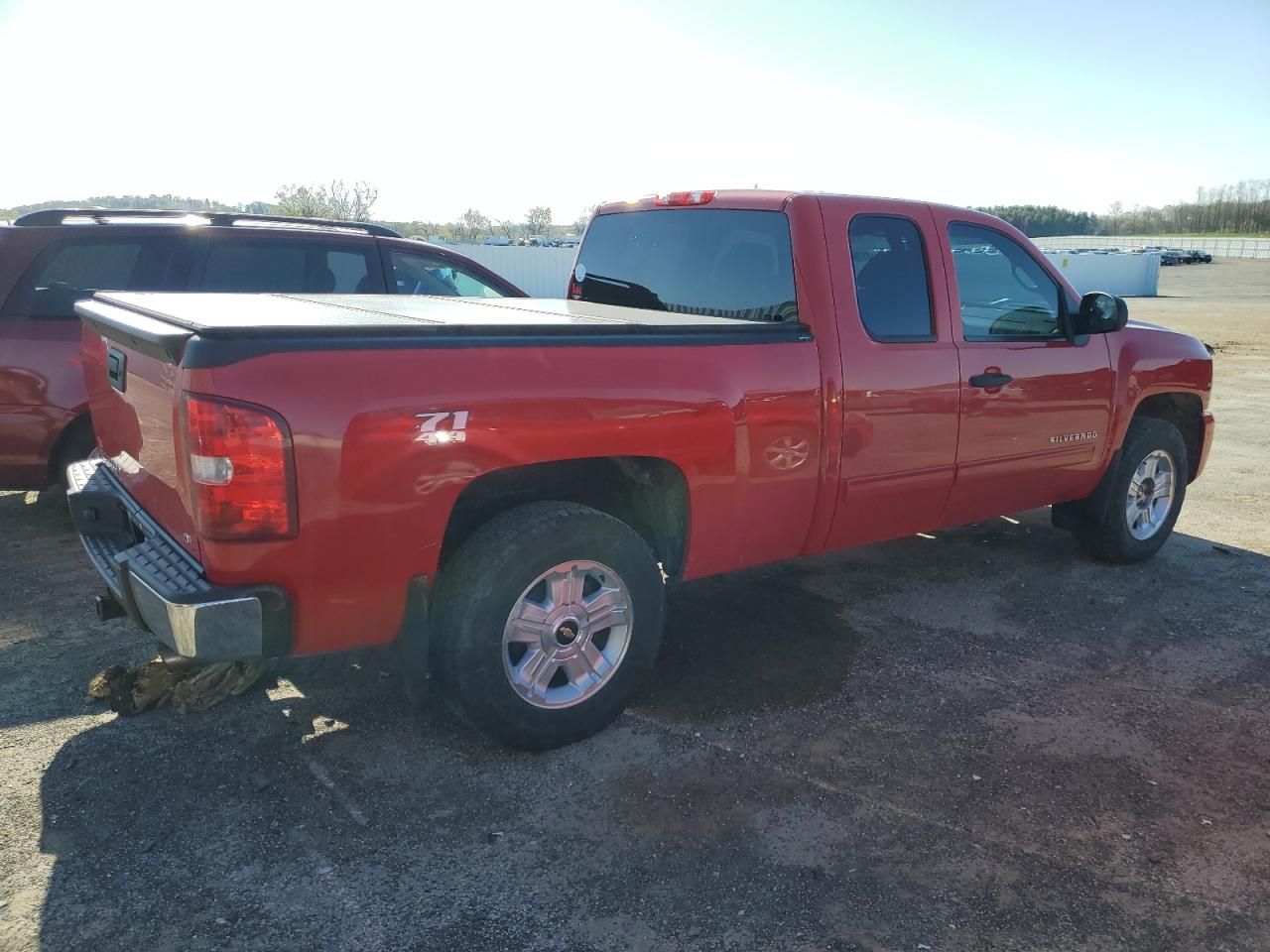 1GCRKSE39BZ460403 2011 Chevrolet Silverado K1500 Lt