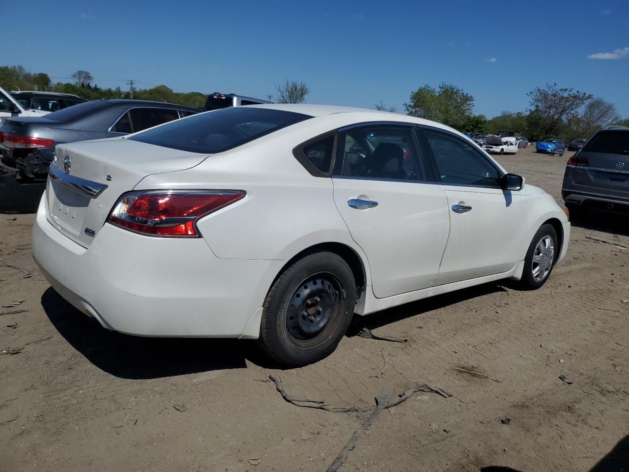 1N4AL3AP1EC132852 2014 Nissan Altima 2.5