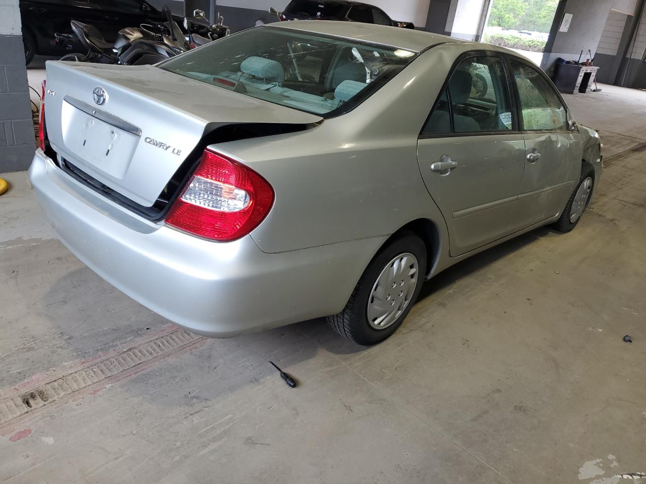 4T1BE30K64U277047 2004 Toyota Camry Le