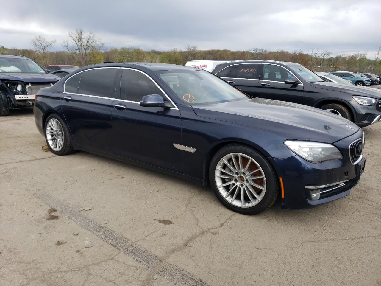 2013 BMW 750 Lxi vin: WBAYF8C54DDE59313