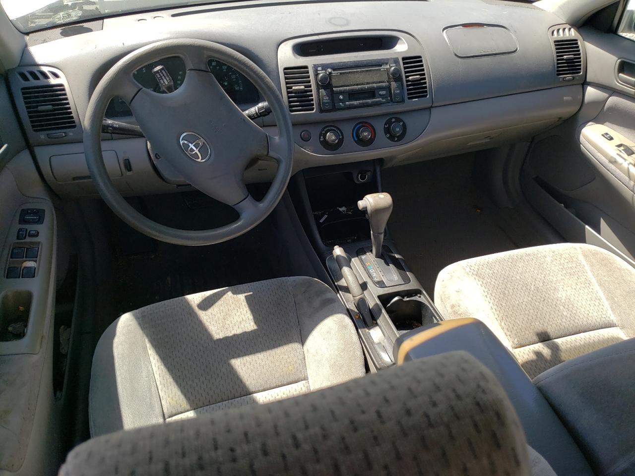 4T1BE32K33U181114 2003 Toyota Camry Le