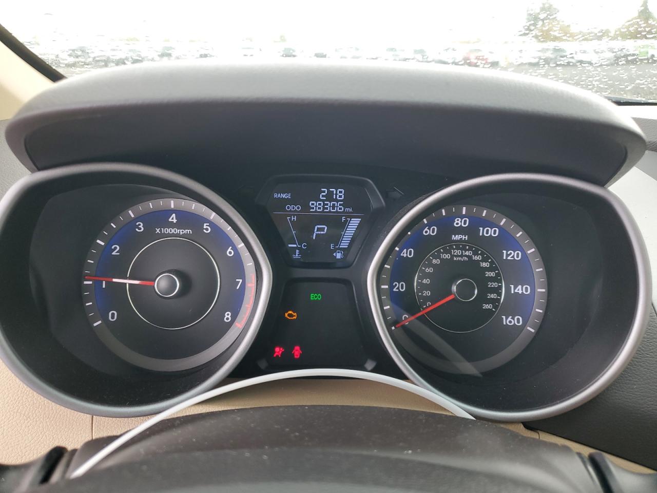 KMHDH4AE3CU268982 2012 Hyundai Elantra Gls