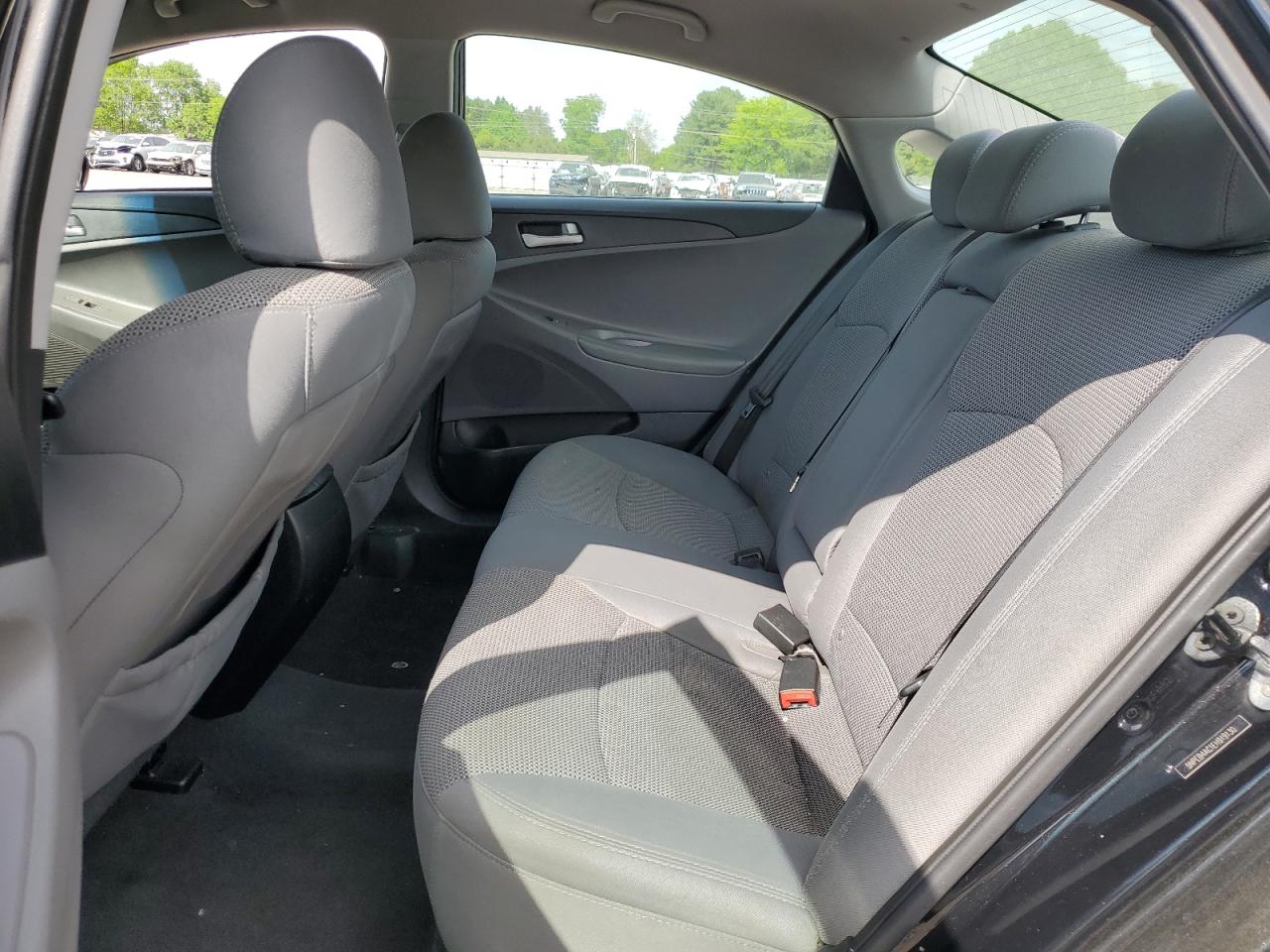 5NPEB4AC1EH919130 2014 Hyundai Sonata Gls