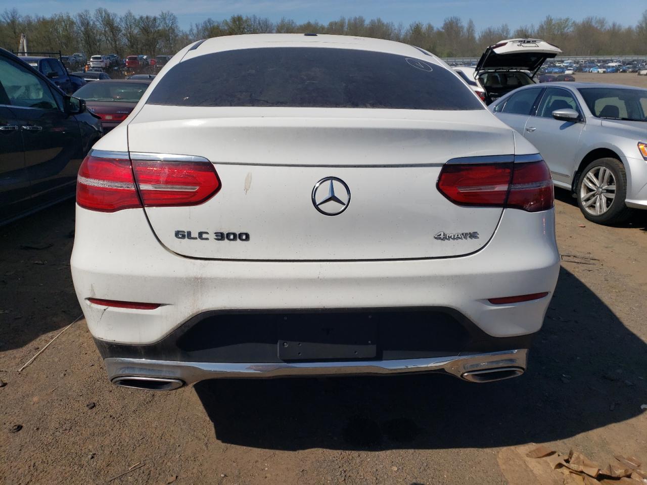 2017 Mercedes-Benz Glc Coupe 300 4Matic vin: WDC0J4KB2HF240253