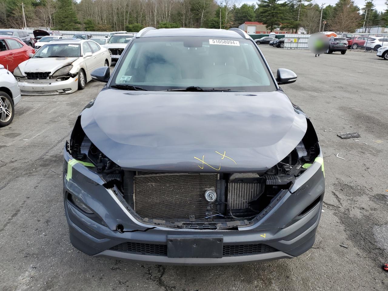 KM8J3CA29GU226517 2016 Hyundai Tucson Limited