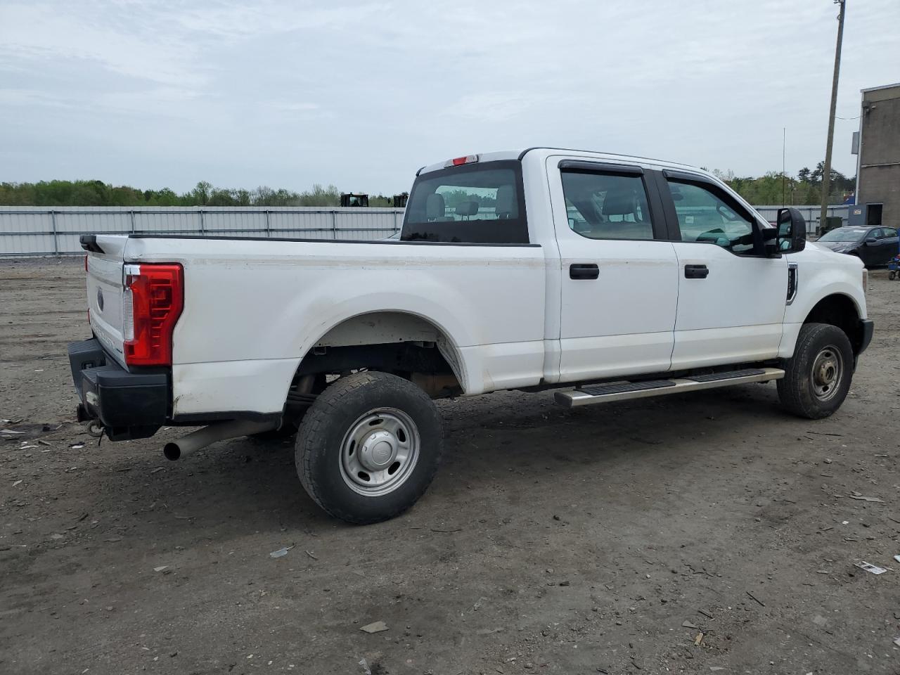 2018 Ford F250 Super Duty vin: 1FT7W2B60JED04251