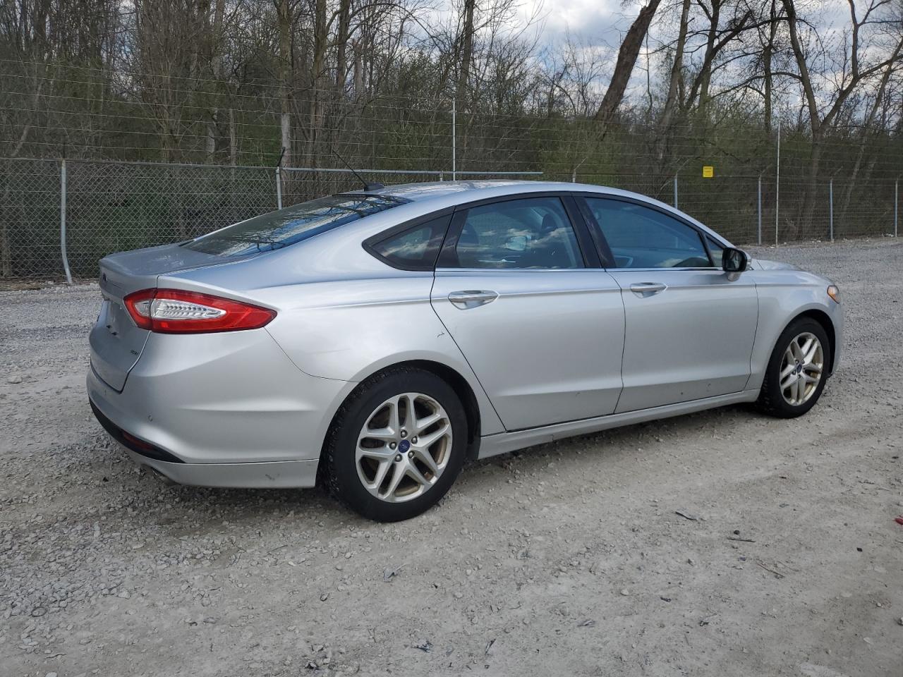 3FA6P0H71DR117833 2013 Ford Fusion Se