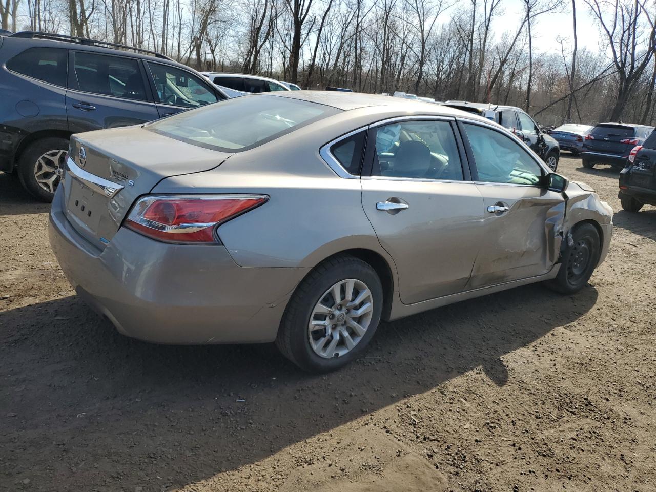 1N4AL3AP2EC267810 2014 Nissan Altima 2.5