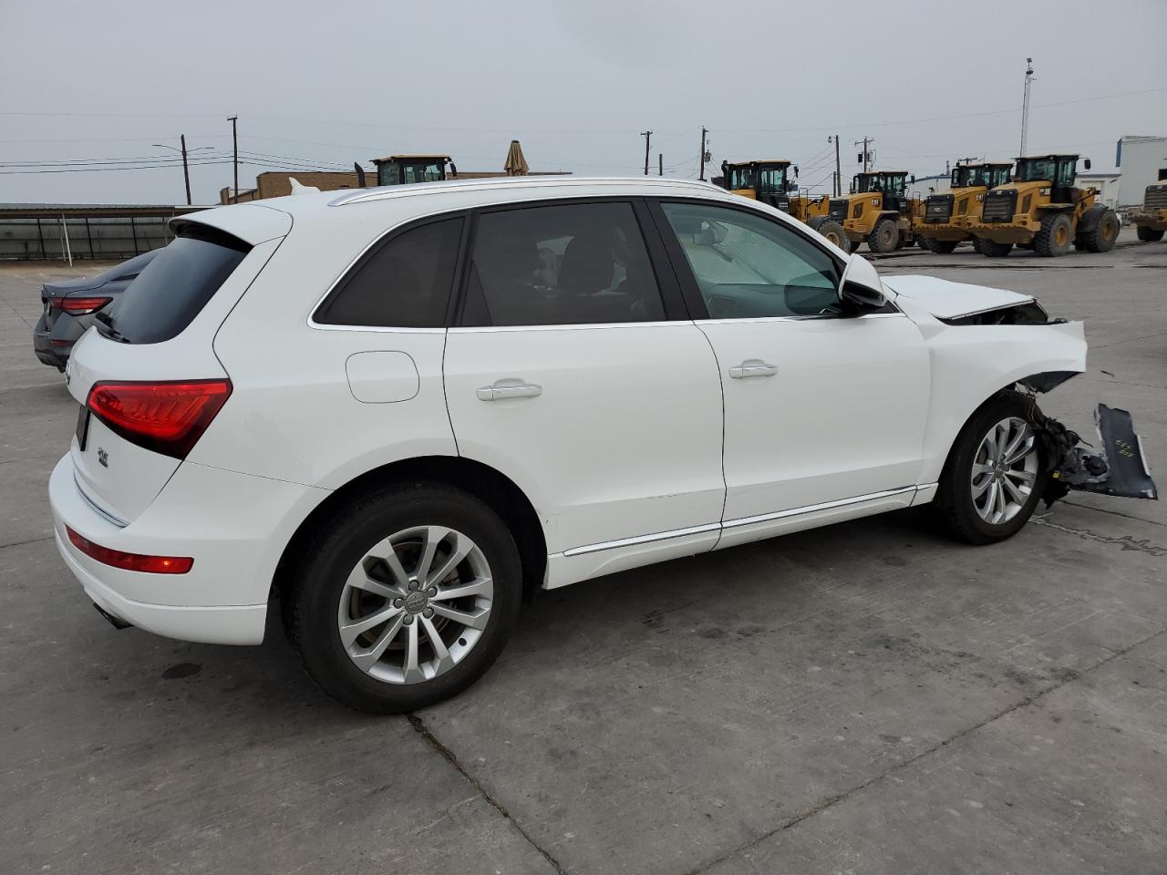 WA1C2AFP6HA081586 2017 Audi Q5 Premium