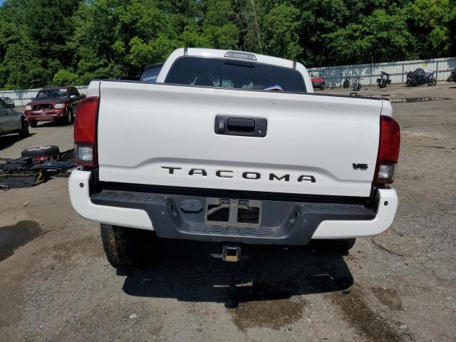 2018 Toyota Tacoma Double Cab VIN: 5TFCZ5AN3JX139302 Lot: 52879374