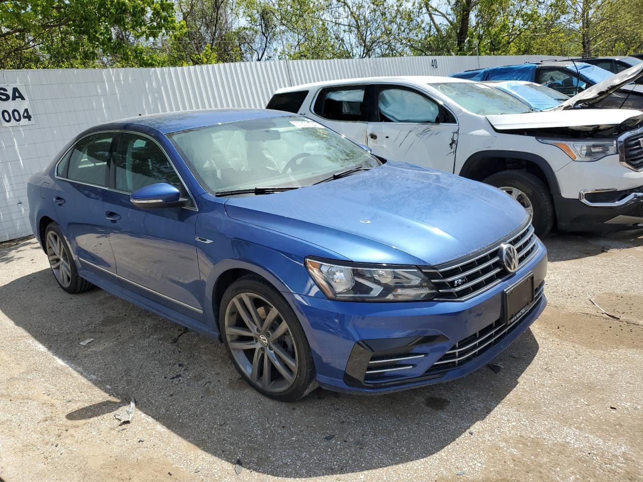 2017 Volkswagen Passat R-Line vin: 1VWDT7A32HC043529