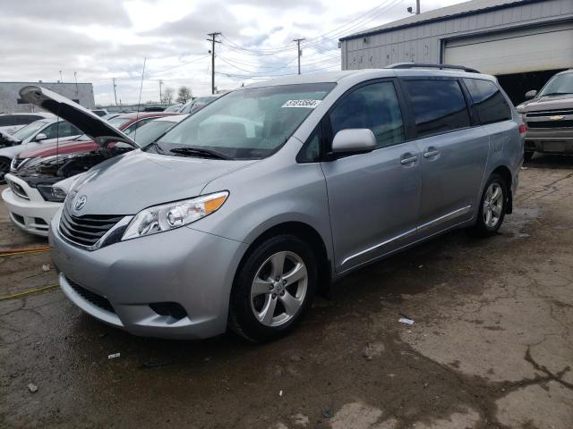 Lot #2489787827 2014 TOYOTA SIENNA LE salvage car