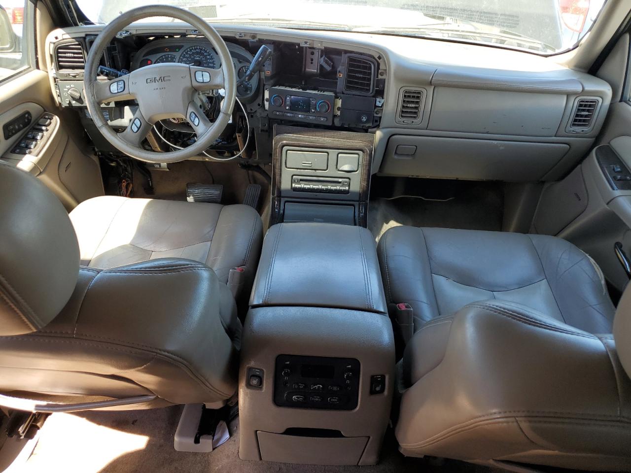 1GKEK63U35J114484 2005 GMC Yukon Denali