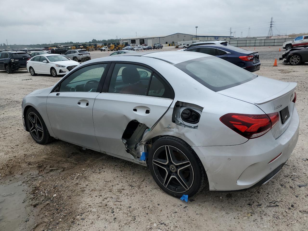 W1K3G4FB2MJ268420 2021 Mercedes-Benz A 220 4Matic