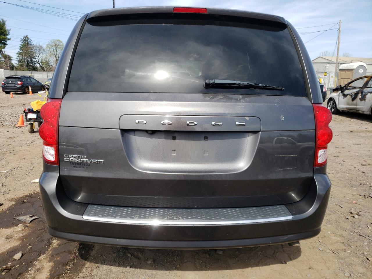 2C4RDGBG0GR108035 2016 Dodge Grand Caravan Se