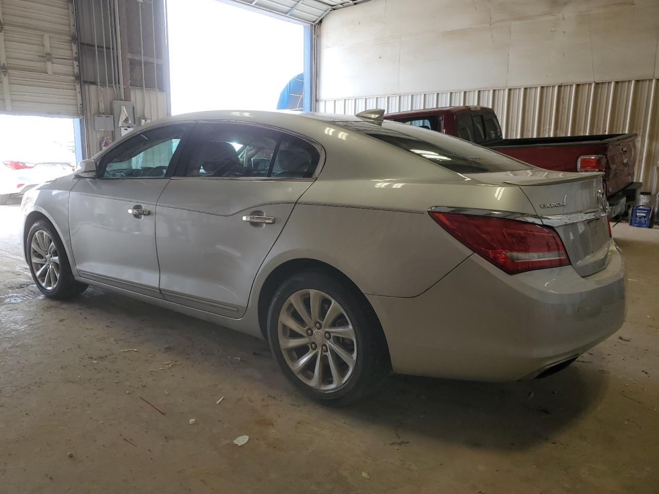 1G4GB5G35FF184102 2015 Buick Lacrosse