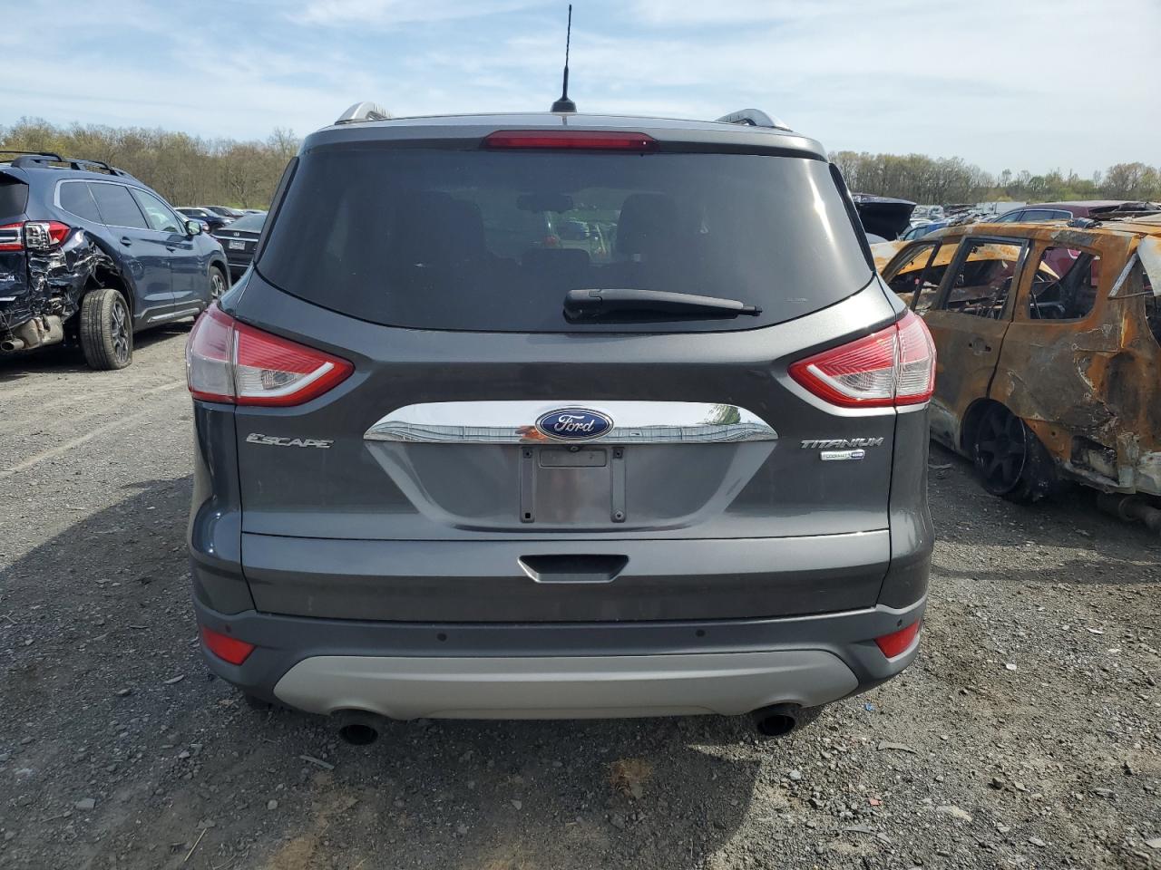 1FMCU9J90FUA14156 2015 Ford Escape Titanium