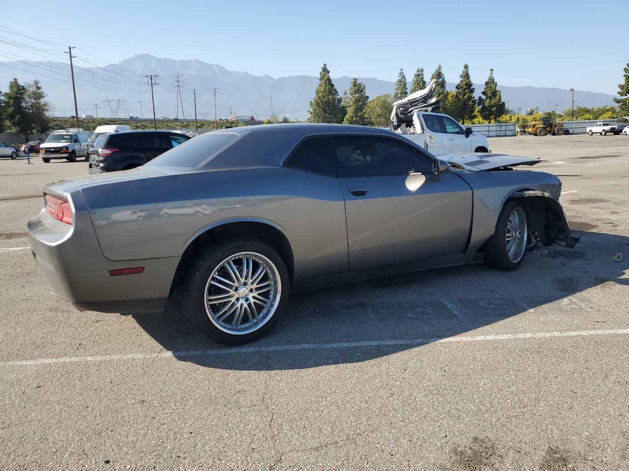 2B3CJ4DG8BH596743 2011 Dodge Challenger