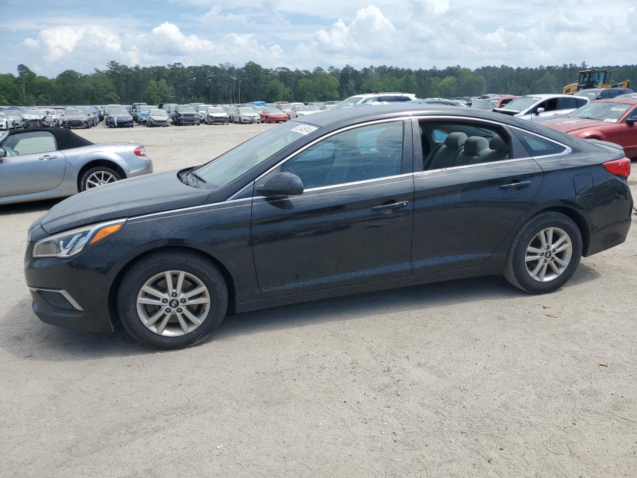 5NPE24AFXHH582343 2017 Hyundai Sonata Se