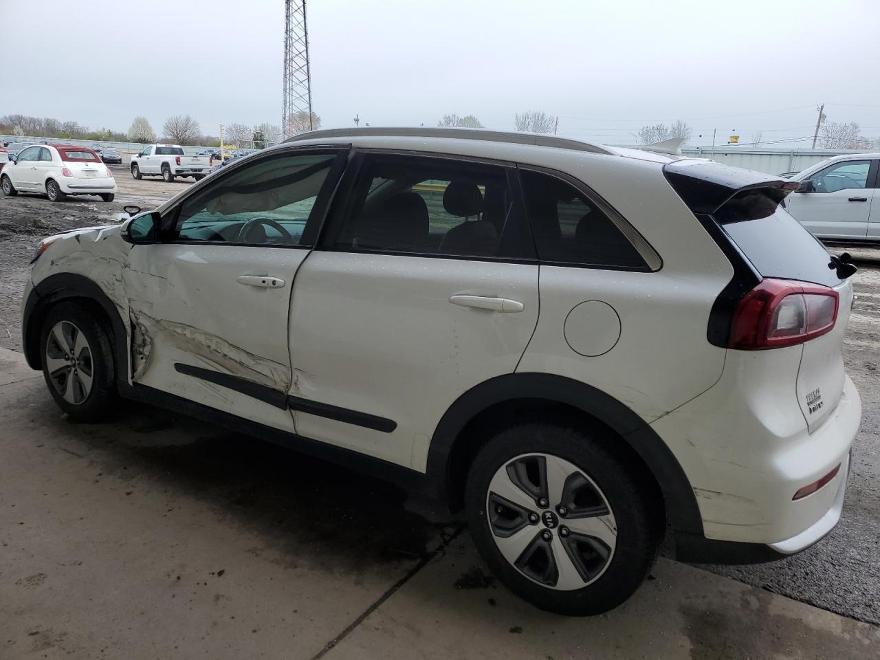 KNDCC3LC2H5058492 2017 Kia Niro Ex