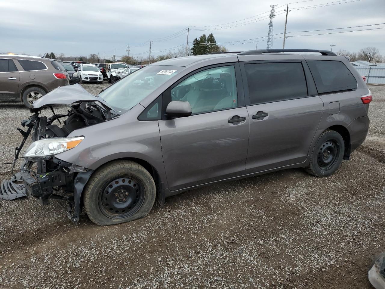 5TDZZ3DCXHS818282 2017 Toyota Sienna