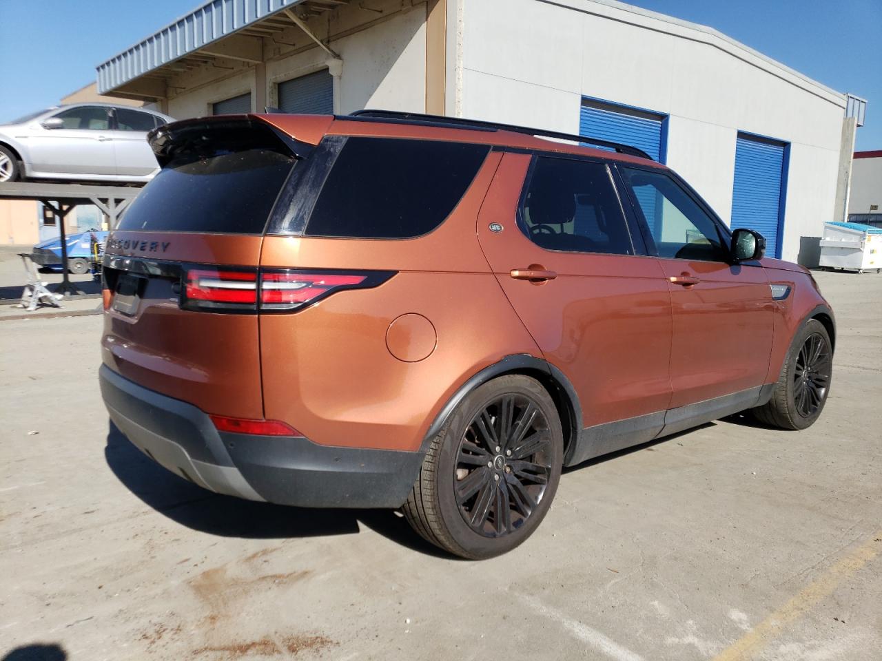 Lot #2461869168 2017 LAND ROVER DISCOVERY