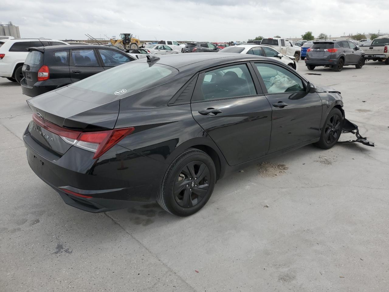 KMHLM4AG6PU373952 2023 Hyundai Elantra Sel