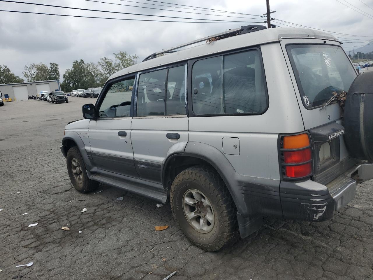 JA4MR51M2SJ005908 1995 Mitsubishi Montero Sr