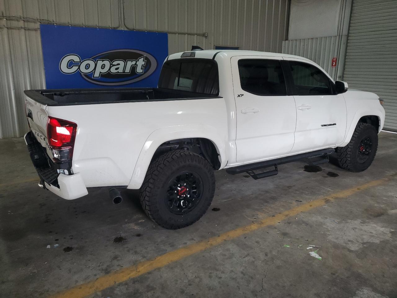 Lot #2986524248 2023 TOYOTA TACOMA DOU