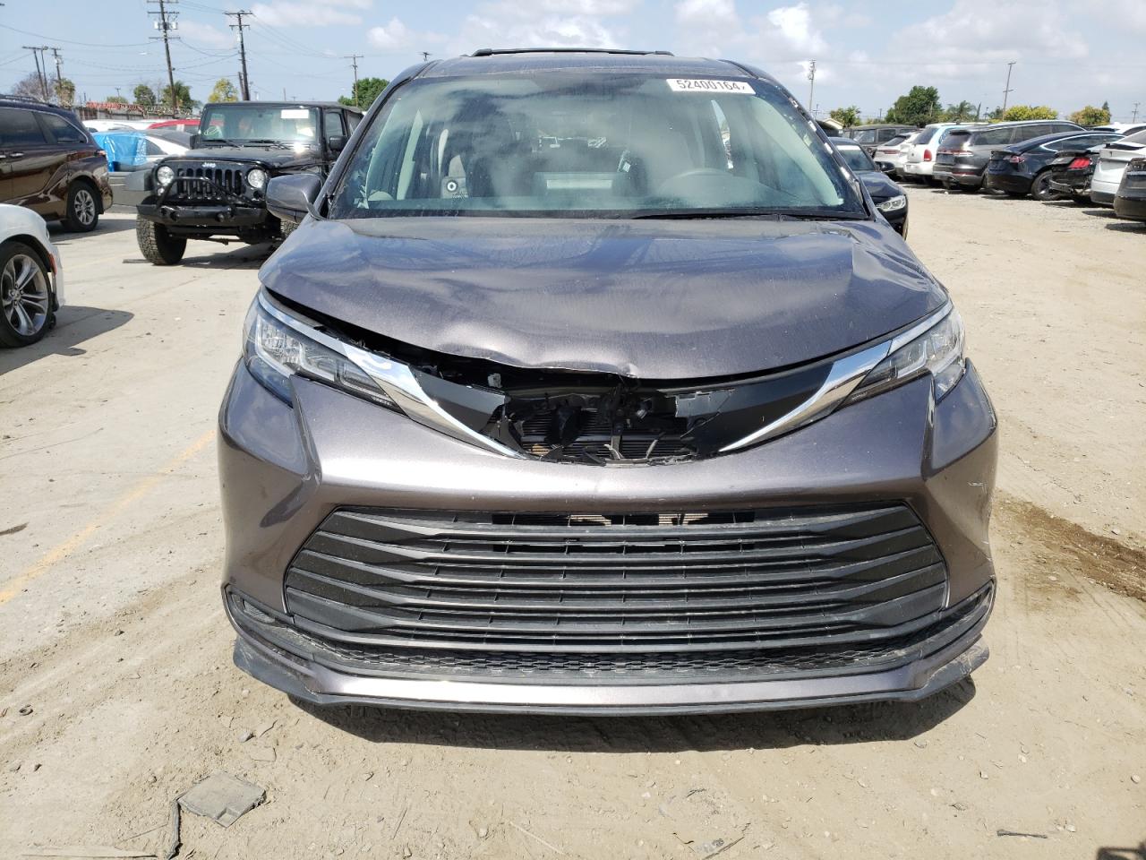 2022 Toyota Sienna Le vin: 5TDKRKEC0NS095273