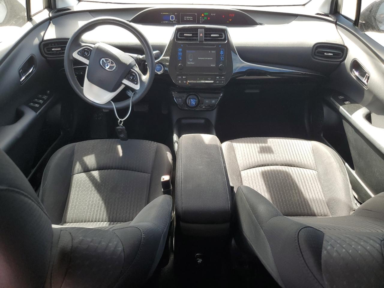 JTDKBRFU1H3047579 2017 Toyota Prius