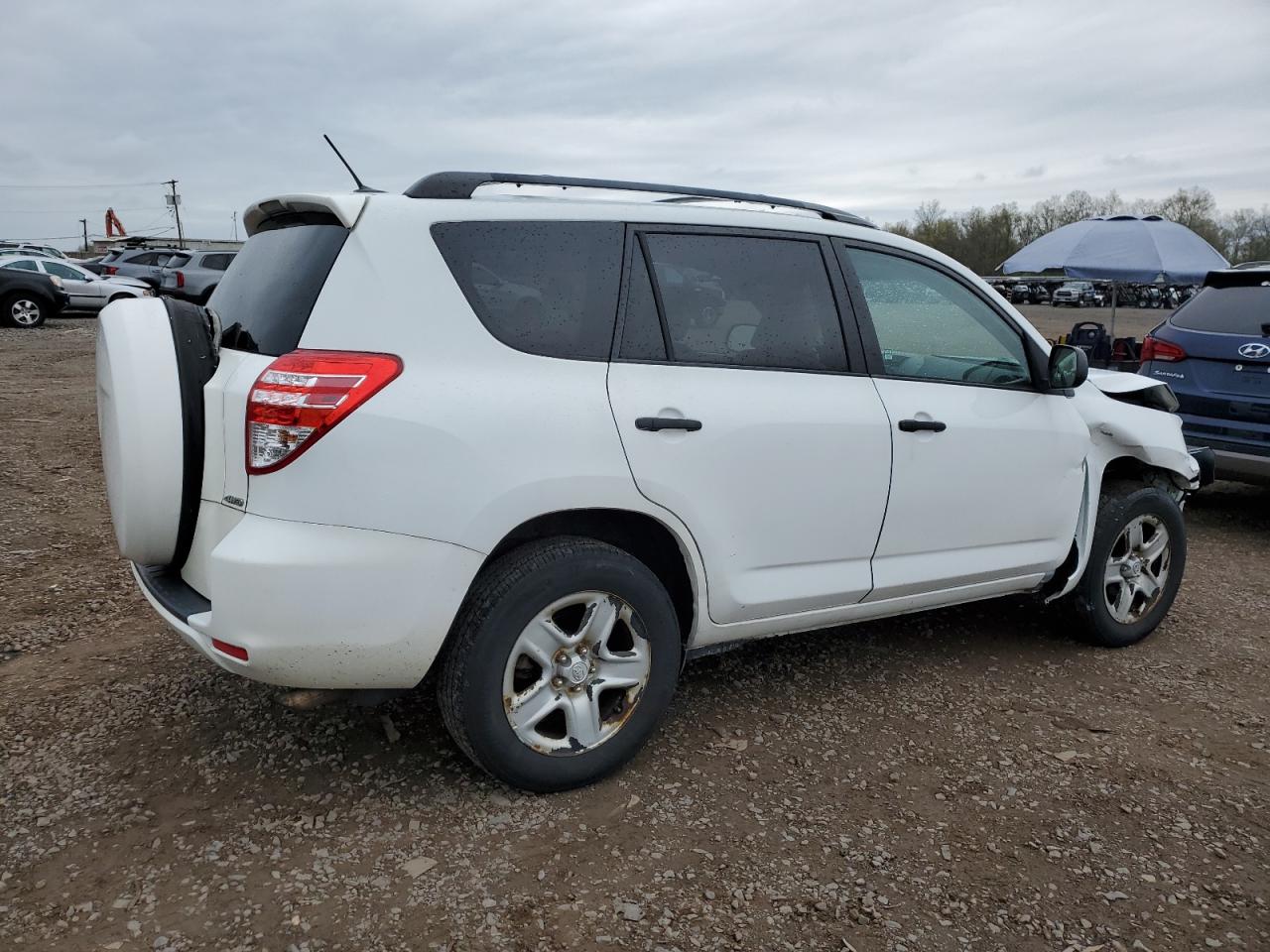 2T3BF4DV7BW090122 2011 Toyota Rav4