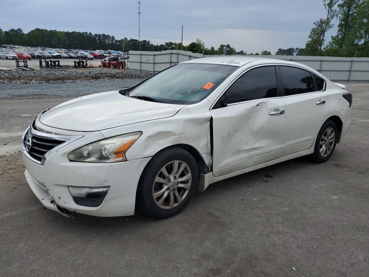 1N4AL3AP1EC281021 2014 Nissan Altima 2.5